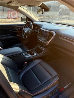 GMC Acadia